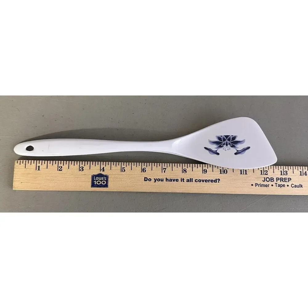 Vintage Melamine Water Lily Spatula 4409 and Ladle White Blue Floral